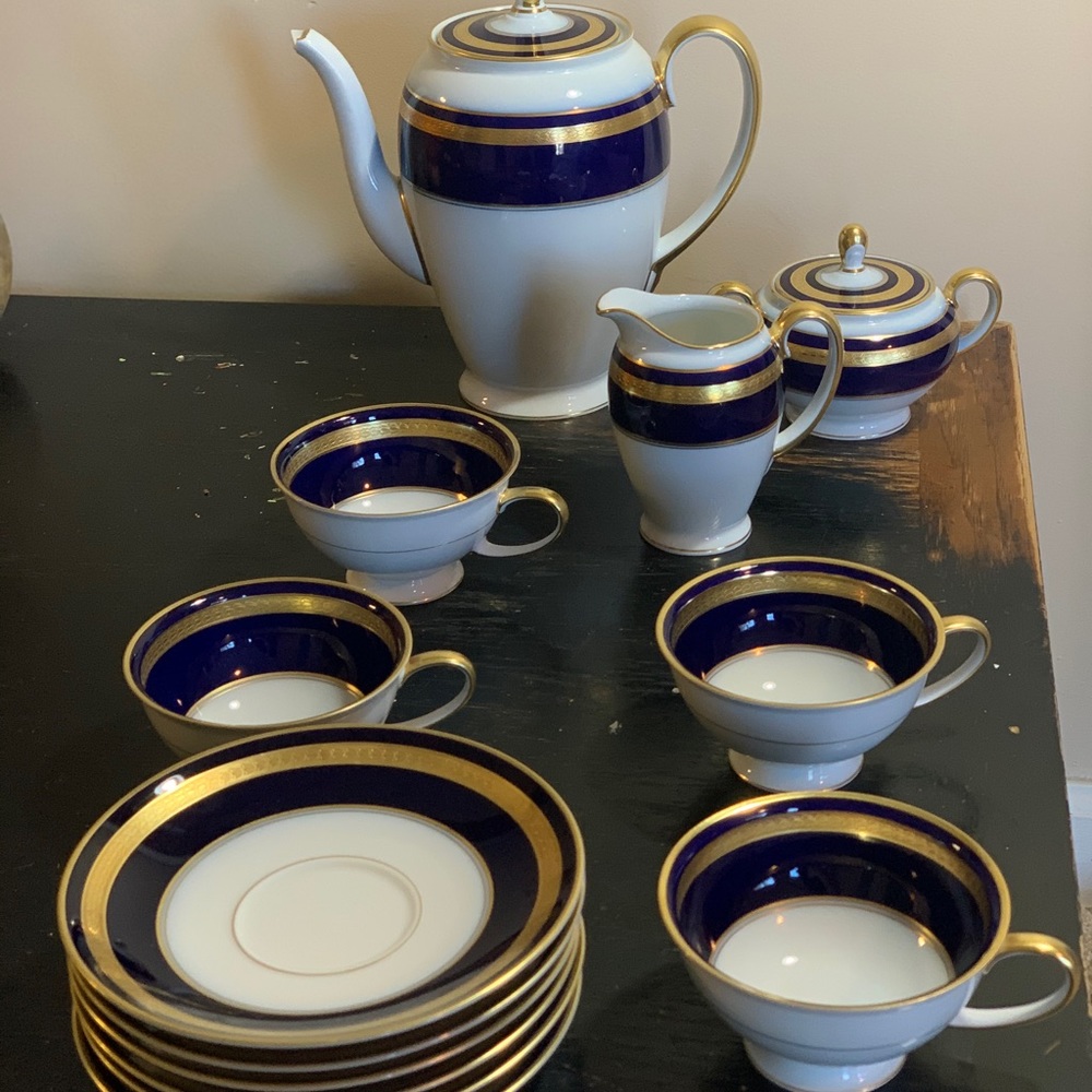 Rosenthal Eminence Cobalt Blue Porcelain Dinnerwar